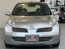 2004 Nissan March