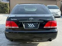 2004 Toyota Crown
