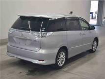 2010 Toyota Estima Hybrid