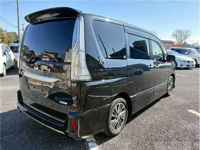2014 Nissan Serena