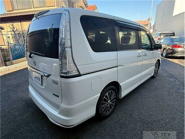 2016 Nissan Serena