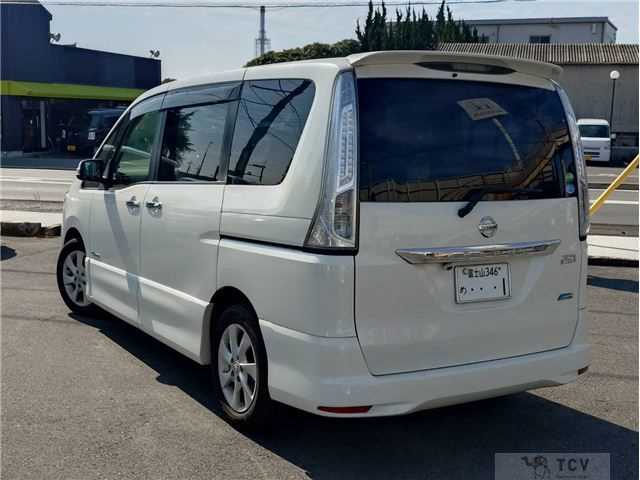 2013 Nissan Serena