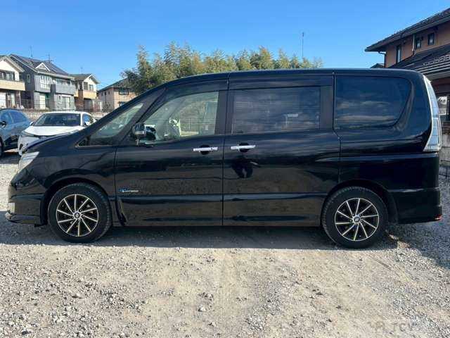 2016 Nissan Serena