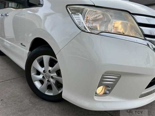 2012 Nissan Serena