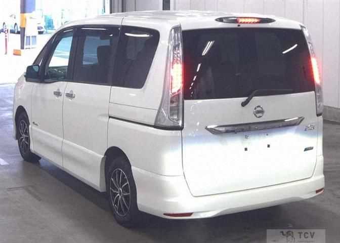 2013 Nissan Serena