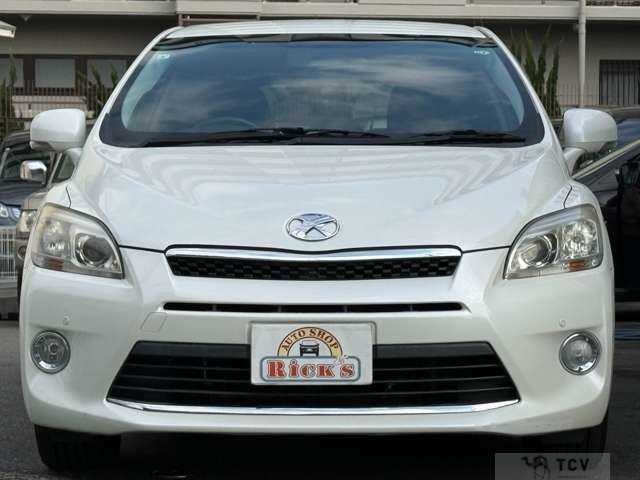 2011 Toyota Mark X Zio