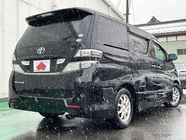2011 Toyota Vellfire