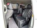 2010 Toyota Alphard