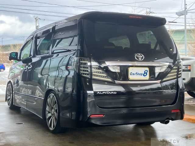 2011 Toyota Alphard