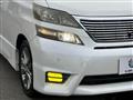 2010 Toyota Vellfire