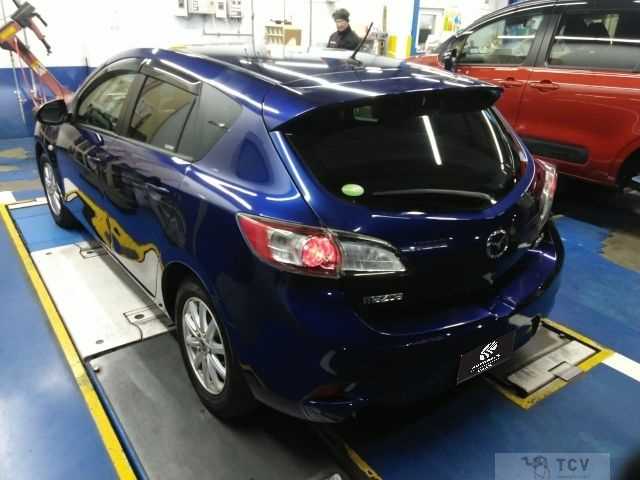 2012 Mazda Axela Sport