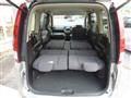 2006 Nissan Serena