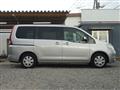 2006 Nissan Serena