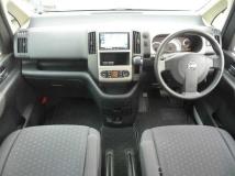 2006 Nissan Serena