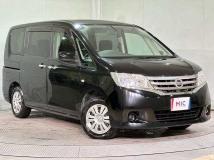 2011 Nissan Serena