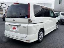 2009 Nissan Serena