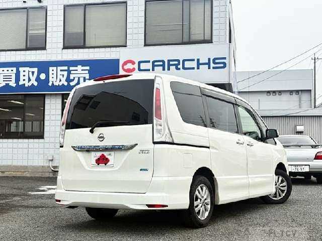 2012 Nissan Serena