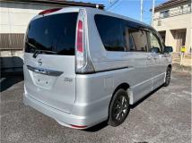 2013 Nissan Serena