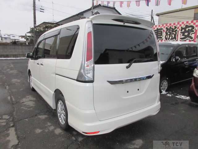 2013 Nissan Serena