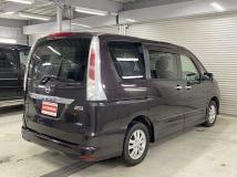 2011 Nissan Serena