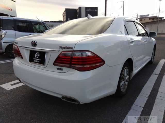 2010 Toyota Crown