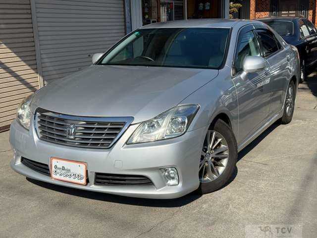 2011 Toyota Crown
