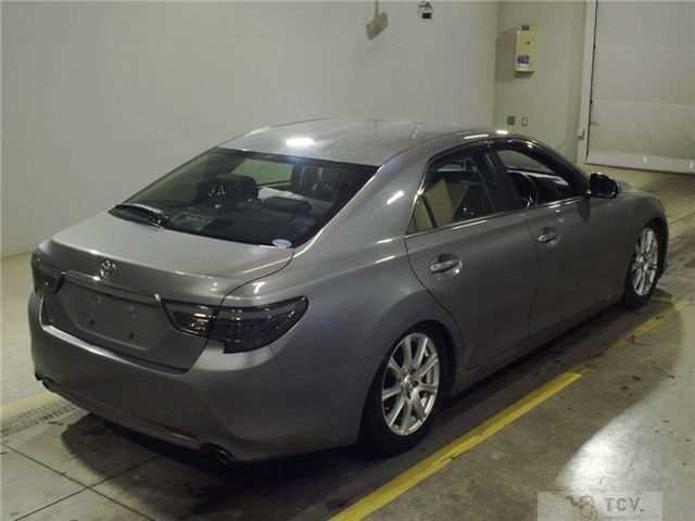 2013 Toyota Mark X