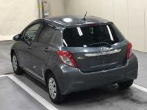 2011 Toyota Vitz
