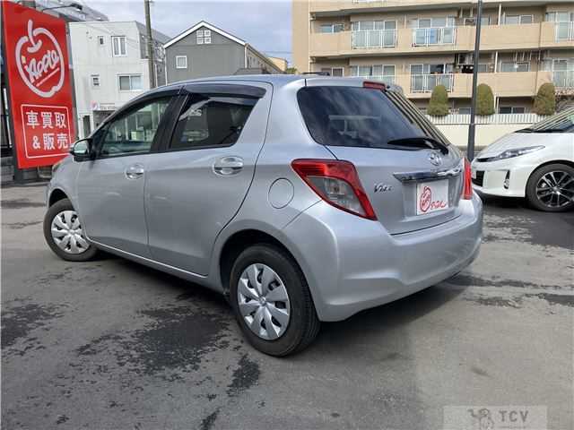 2011 Toyota Vitz