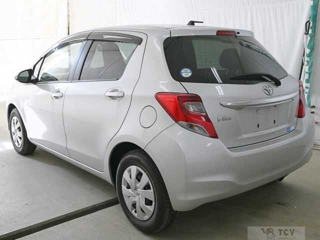 2017 Toyota Vitz