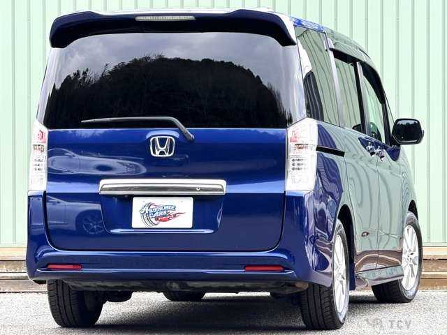 2010 Honda Step WGN