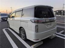 2014 Nissan Elgrand