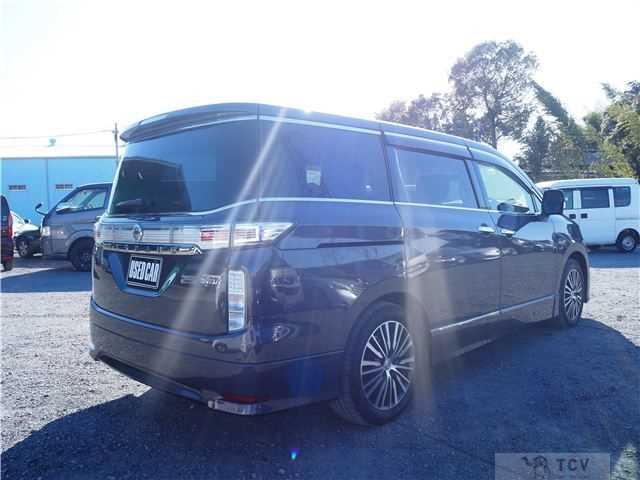 2014 Nissan Elgrand