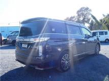 2014 Nissan Elgrand