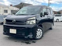 2012 Toyota Voxy