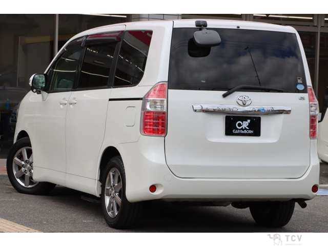 2010 Toyota Noah