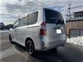 2009 Toyota Noah