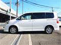 2010 Toyota Noah