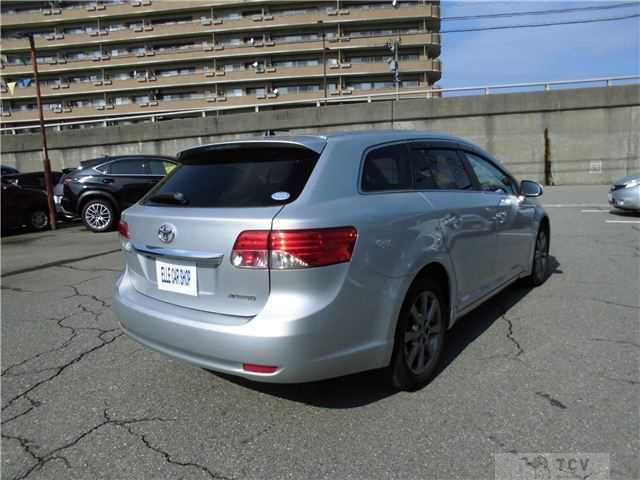 2013 Toyota Avensis Wagon