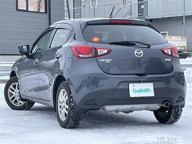 2015 Mazda Demio