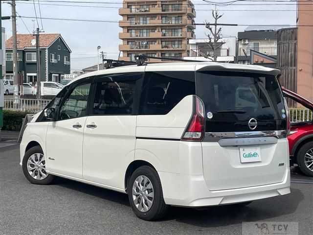 2017 Nissan Serena
