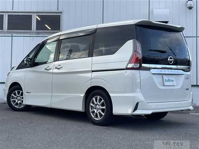 2017 Nissan Serena