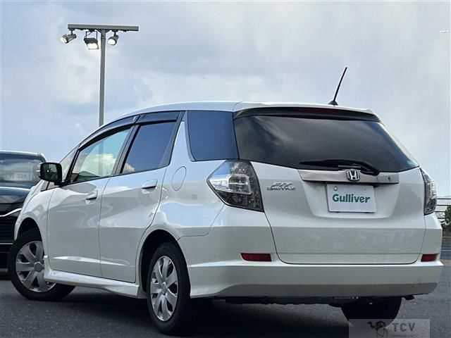 2013 Honda Fit shuttle