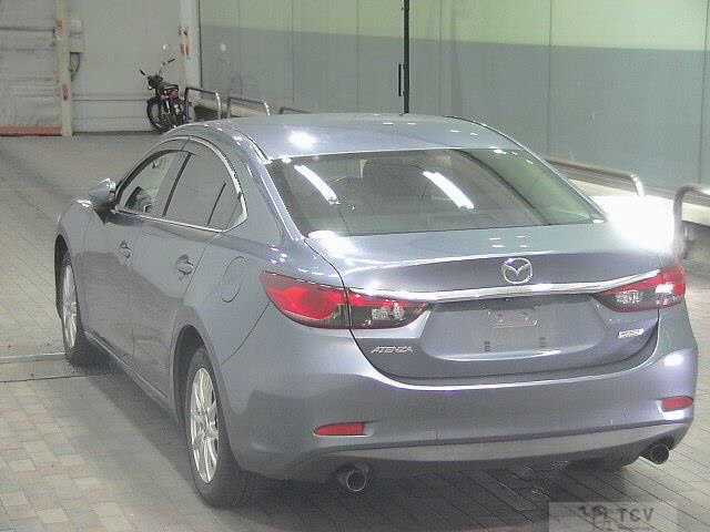 2013 Mazda Atenza
