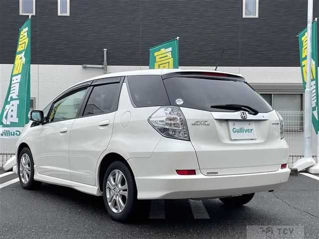 2011 Honda Fit shuttle