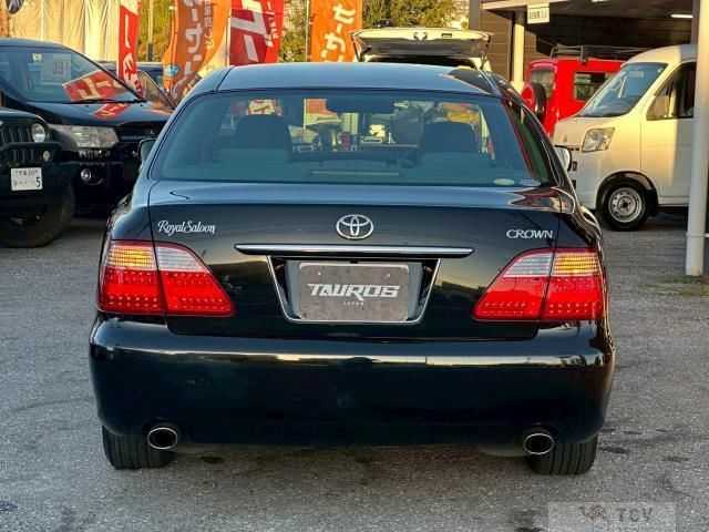 2005 Toyota Crown