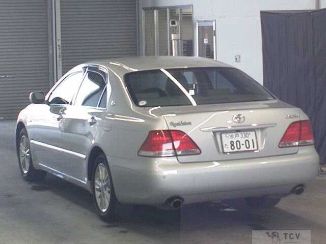 2004 Toyota Crown
