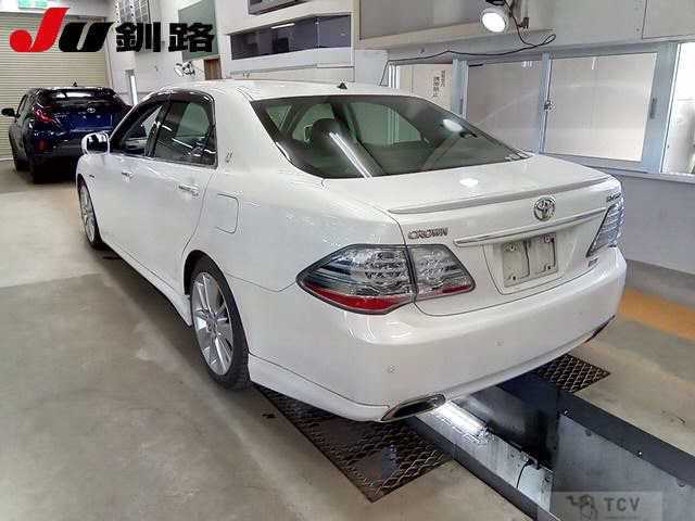 2009 Toyota Crown