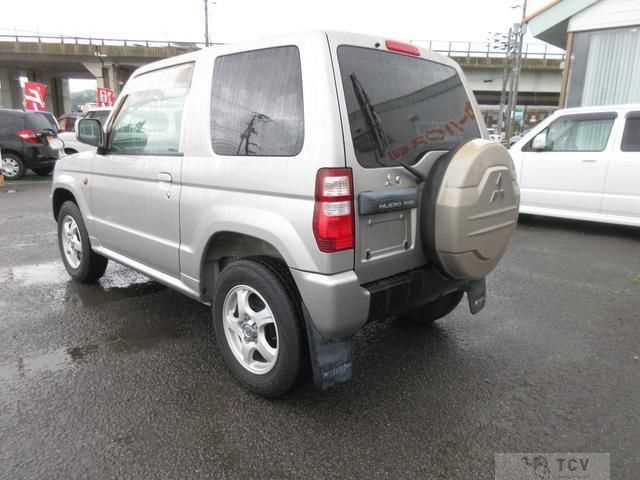 2004 Mitsubishi Pajero Mini