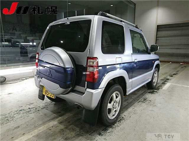 2011 Mitsubishi Pajero Mini